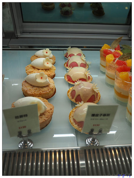 【食】【台北】來自名古屋的Patissier Pinede甜點專賣 - ピネード台湾店