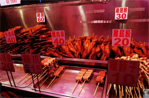 [花蓮美食] 自強夜市~小而重鹹口味的夜市小食