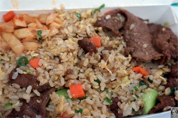 [庶民美食]台北 捷運士林站 寶飽煲~大份量&重口味炒飯