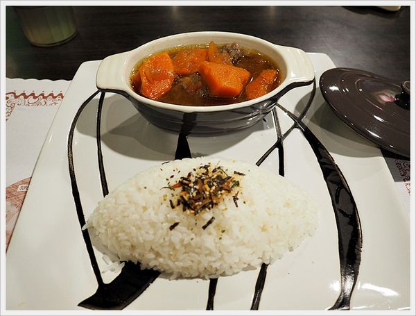 【食】【桃園】呆在2F cafe．隱身二樓的咖啡館