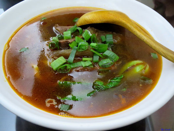 【食】【台北】日本比台灣有名的「神仙川味牛肉麵」 (延吉店) 