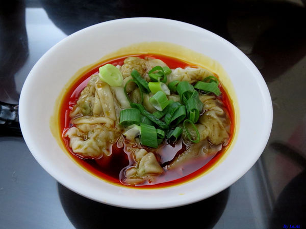 【食】【台北】日本比台灣有名的「神仙川味牛肉麵」 (延吉店) 