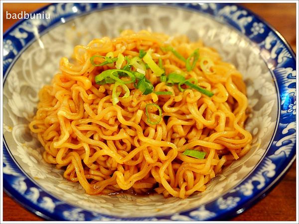 【食】【宜蘭】盛滿號 蚵仔麵線關東煮烤物．湯圍溝公園旁濃濃日式風情的溫暖小店！
