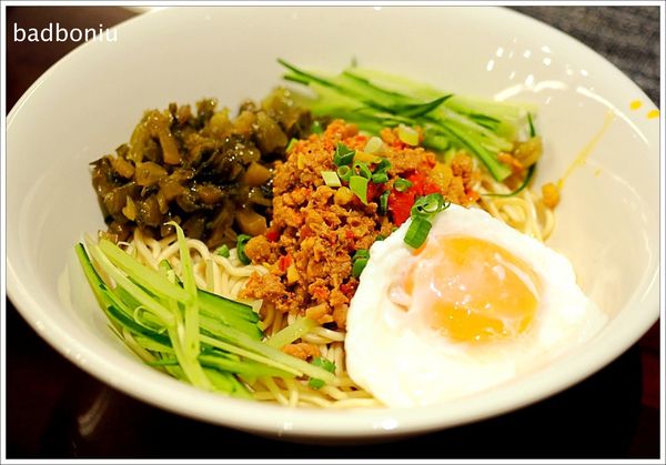 【食】【桃園】沁園春 私房麵 老菜館.精燉熬煮的清爽湯頭 【食】【桃園】沁園春 私房麵 老菜館.精燉熬煮的清爽湯頭