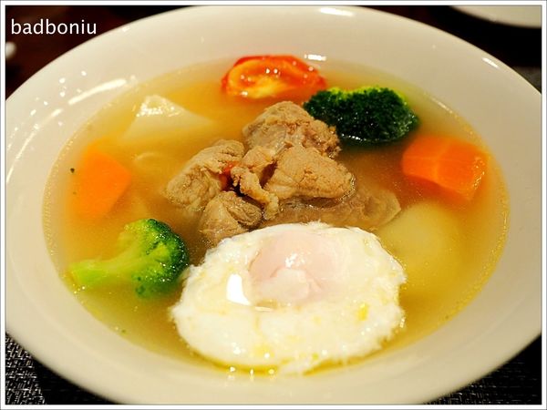 【食】【桃園】沁園春 私房麵 老菜館.精燉熬煮的清爽湯頭 【食】【桃園】沁園春 私房麵 老菜館.精燉熬煮的清爽湯頭
