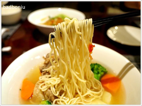 【食】【桃園】沁園春 私房麵 老菜館.精燉熬煮的清爽湯頭 【食】【桃園】沁園春 私房麵 老菜館.精燉熬煮的清爽湯頭