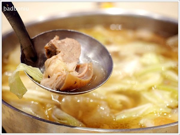 【食】【桃園】來來正港現宰羊肉爐.羊肉現場新鮮現宰,生意好得強強滾! 【食】【桃園】來來正港現宰羊肉爐.羊肉現場新鮮現宰,生意好得強強滾!