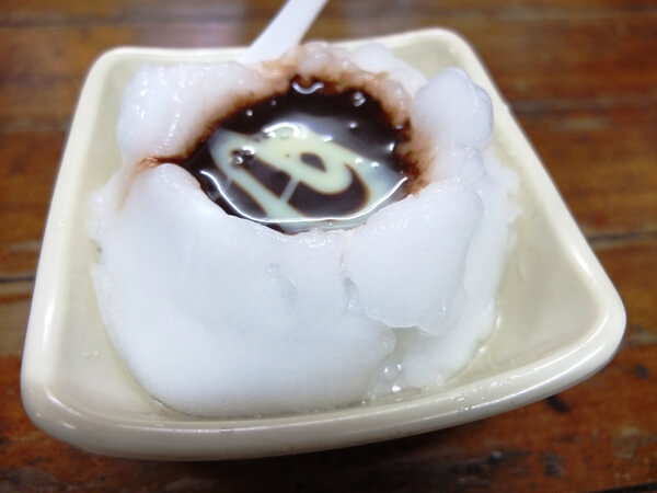 【美食特搜。高雄美濃區】東門冰果室。民國53年創立 人滿為患老冰店 香蕉清冰超懷念