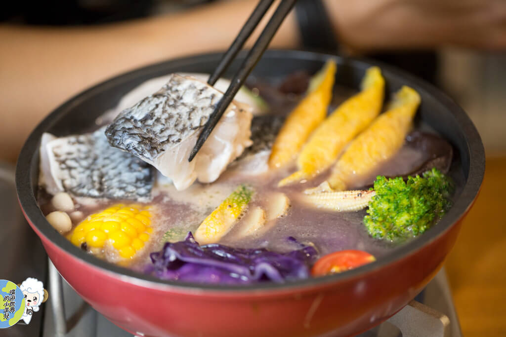【新竹♥】腰果花砧板原食料理(彩虹菜盤、新鮮食材豐富視覺饗宴!) 【新竹♥】腰果花砧板原食料理(彩虹菜盤、新鮮食材豐富視覺饗宴!)