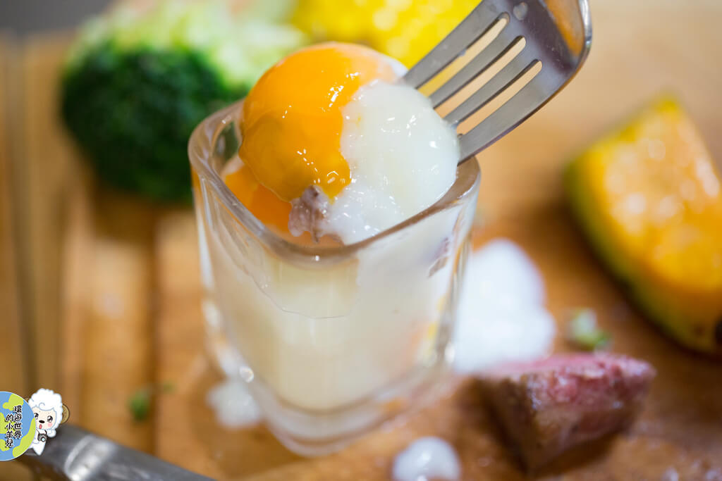 【新竹♥】腰果花砧板原食料理(彩虹菜盤、新鮮食材豐富視覺饗宴!) 【新竹♥】腰果花砧板原食料理(彩虹菜盤、新鮮食材豐富視覺饗宴!)