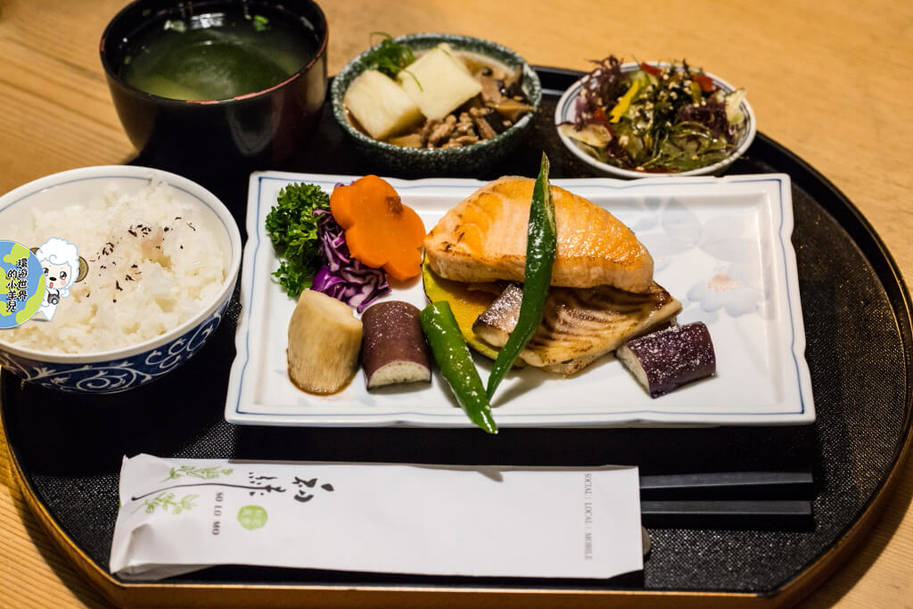 【台中♥北區】都市中隱藏的綠蔭美食初綠和風定食抹茶專賣店，IG打卡熱門景點Ｘ抹茶控必吃！ 
