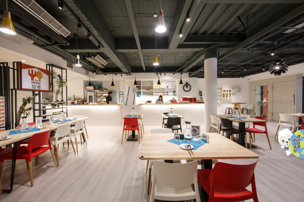 【台中♥】屋裡 In House 義式餐廳(南義料理的美味,寬敞明亮的用餐環境。) 【台中♥】屋裡 In House 義式餐廳(南義料理的美味,寬敞明亮的用餐環境。)