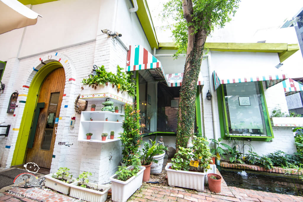 【高雄♥花園店】童話花園｜冬季限定的熱戀草莓甜心蜜糖吐司Ｘ約會Ｘ必點！