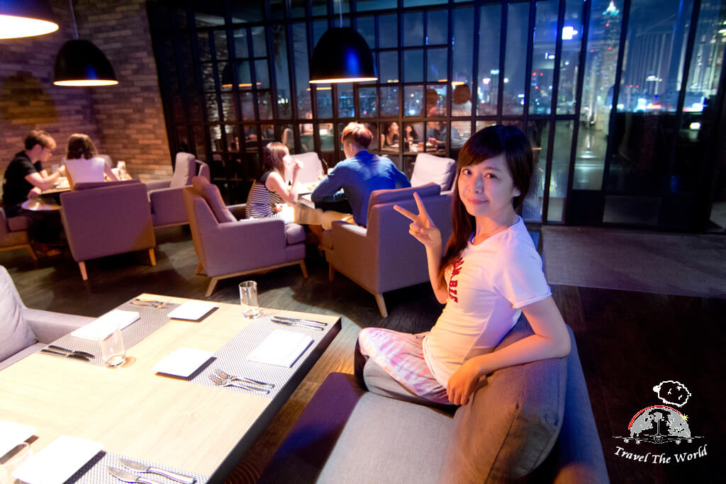 『高雄♥美食』 etage15 ♕ Hotel dua' 俯瞰港都絢麗的夜景 『高雄♥美食』 etage15 ♕ Hotel dua' 俯瞰港都絢麗的夜景