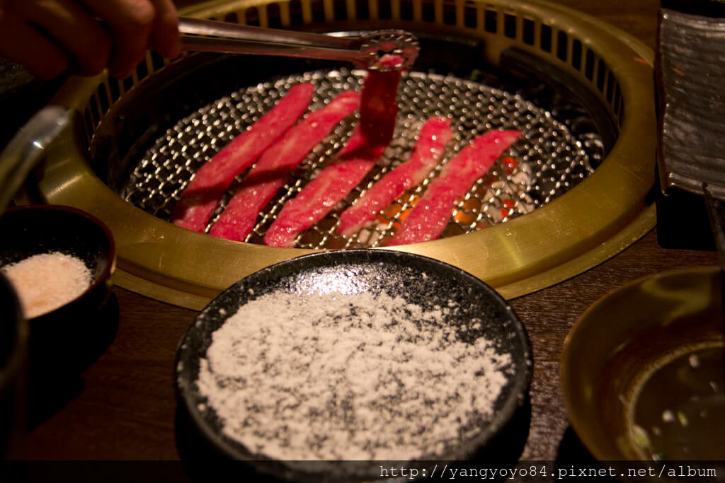 『高雄♥』湖同燒肉八號店♕好吃的精緻日式燒肉 『高雄♥』湖同燒肉八號店♕好吃的精緻日式燒肉