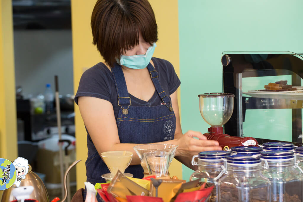 【嘉義♥】Evie's Café 伊米咖啡（推薦手作甜點、自烘咖啡，給人舒適的午後時光。）
