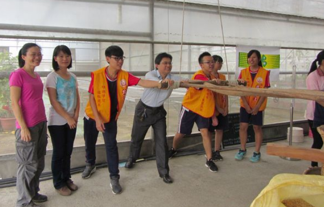 北港農工特色教學 有機米礱米碰米香-北港農工