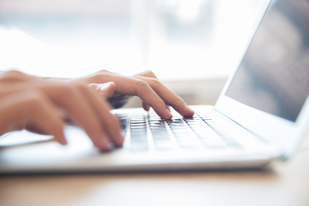 居家辦公監看員工 email 是可以的嗎？4判決告訴你要注意什麼！-email