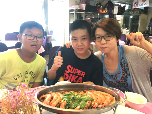 幸福力從教育開始 春暉語文補習班薪優 享生日假供餐點心-休假福利