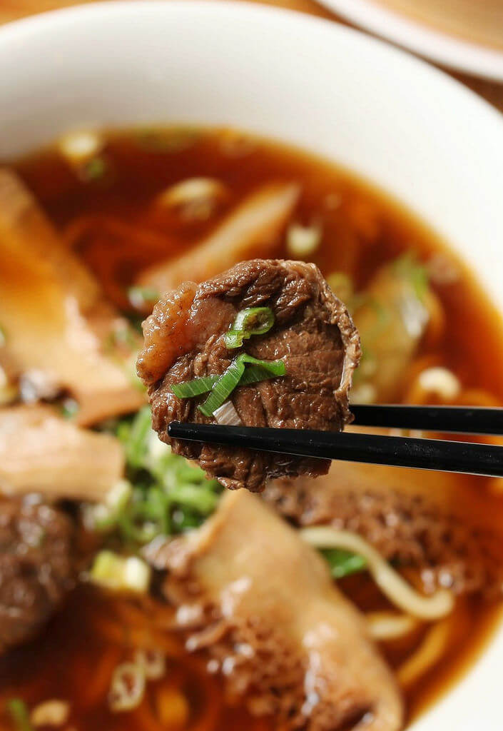 【高雄】前王品資深主廚的牛肉麵．幸福麵屋．桑尼瘦不了