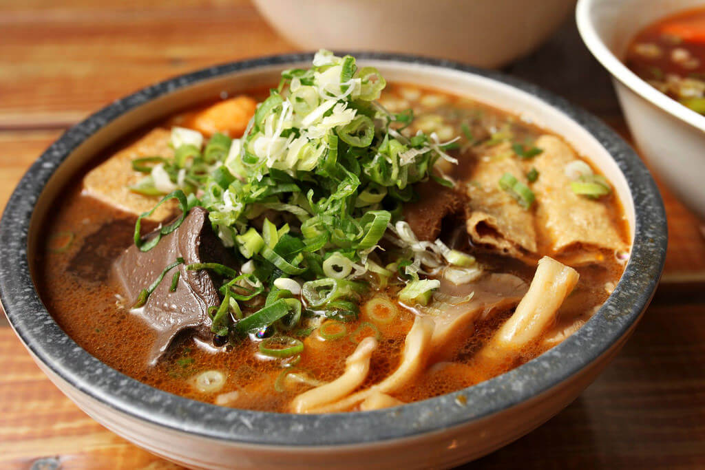 【高雄】前王品資深主廚的牛肉麵．幸福麵屋．桑尼瘦不了