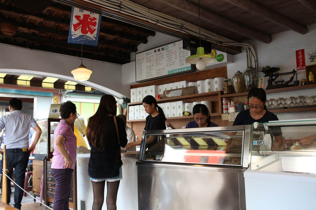 【高雄】呷金蕉冰啦│常美冰店．桑尼瘦不了