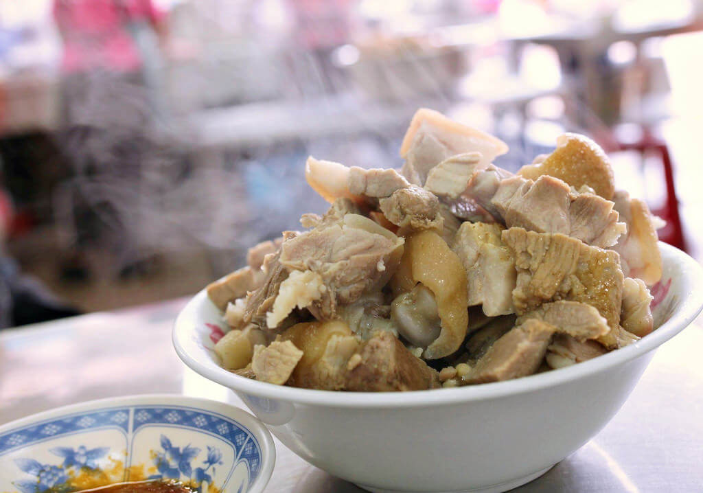 【屏東】大俠水煮豬腳│富豬腳餛飩．桑尼瘦不了x短評
