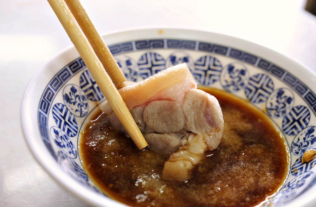 【屏東】大俠水煮豬腳│富豬腳餛飩．桑尼瘦不了x短評