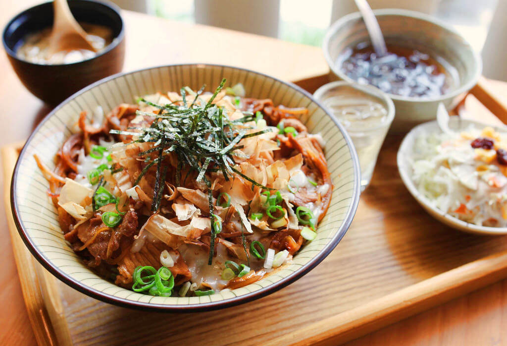 【嘉義】大大大滿足│大盛居日韓食堂．桑尼瘦不了x短評
