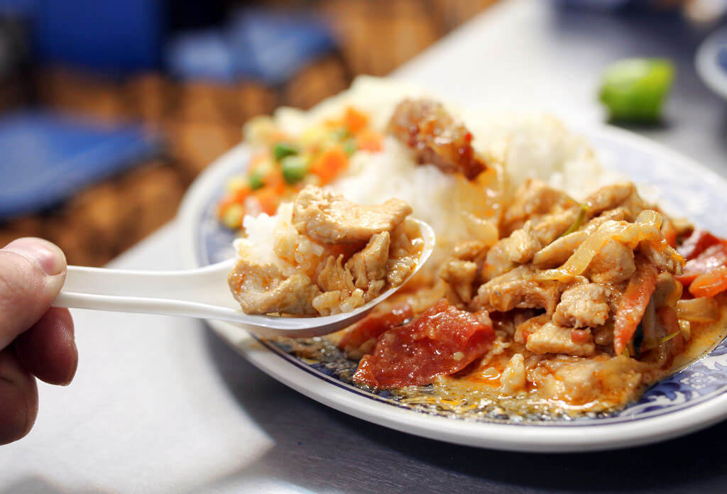 【高雄】咖哩雞肉讚│恩惠泰式小館.桑尼瘦不了x短評 【高雄】咖哩雞肉讚│恩惠泰式小館.桑尼瘦不了x短評