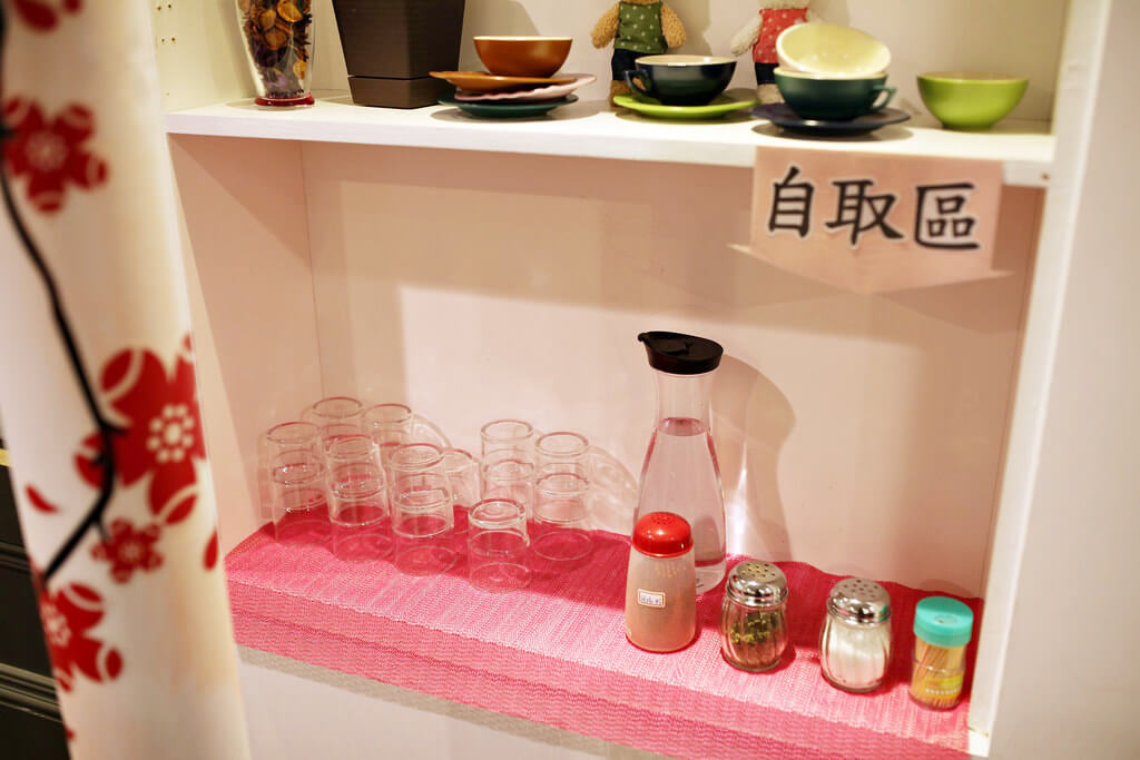 【高雄】歐內醬鐵板料理│鐵板大姊大的拿手好菜.桑尼瘦不了 【高雄】歐內醬鐵板料理│鐵板大姊大的拿手好菜.桑尼瘦不了
