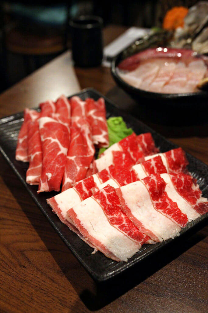 【高雄】貓頭鷹鍋物│森林系金華火腿上湯火鍋．桑尼瘦不了