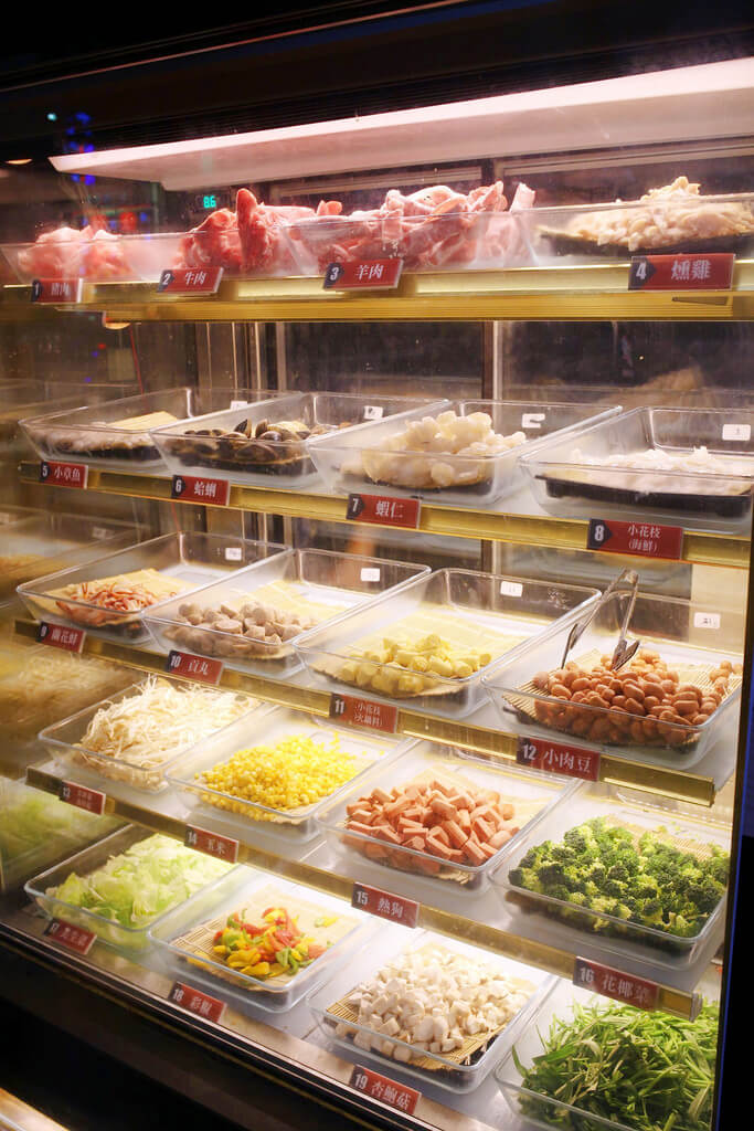 【高雄】塩居特製炒麵專賣店│自由配炒泡麵.桑尼瘦不了 【高雄】塩居特製炒麵專賣店│自由配炒泡麵.桑尼瘦不了