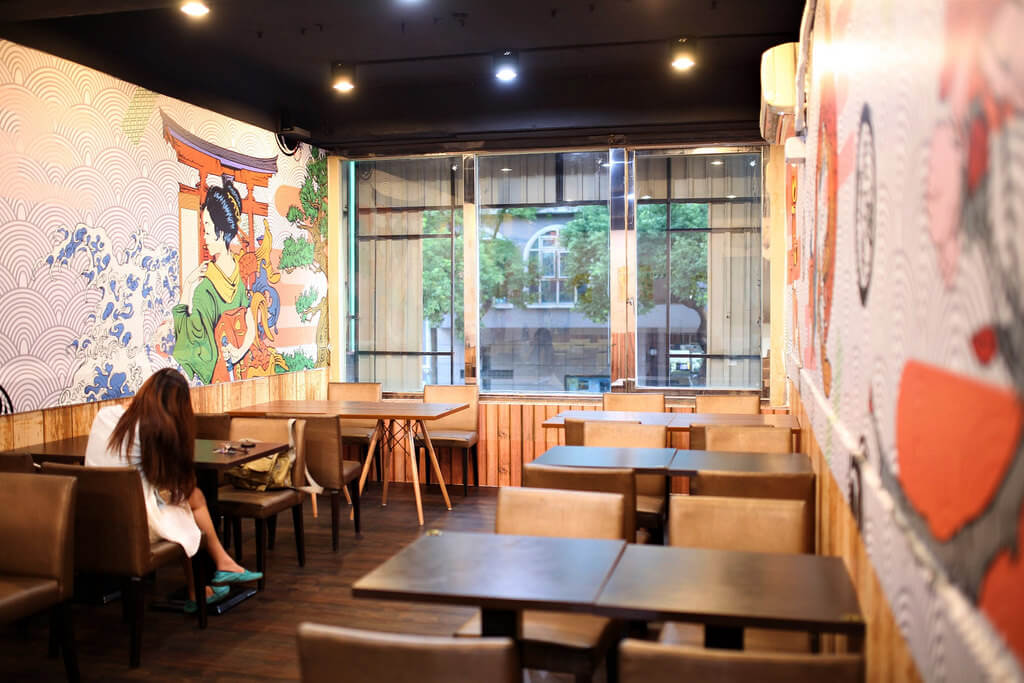 【高雄】塩居特製炒麵專賣店│自由配炒泡麵.桑尼瘦不了 【高雄】塩居特製炒麵專賣店│自由配炒泡麵.桑尼瘦不了