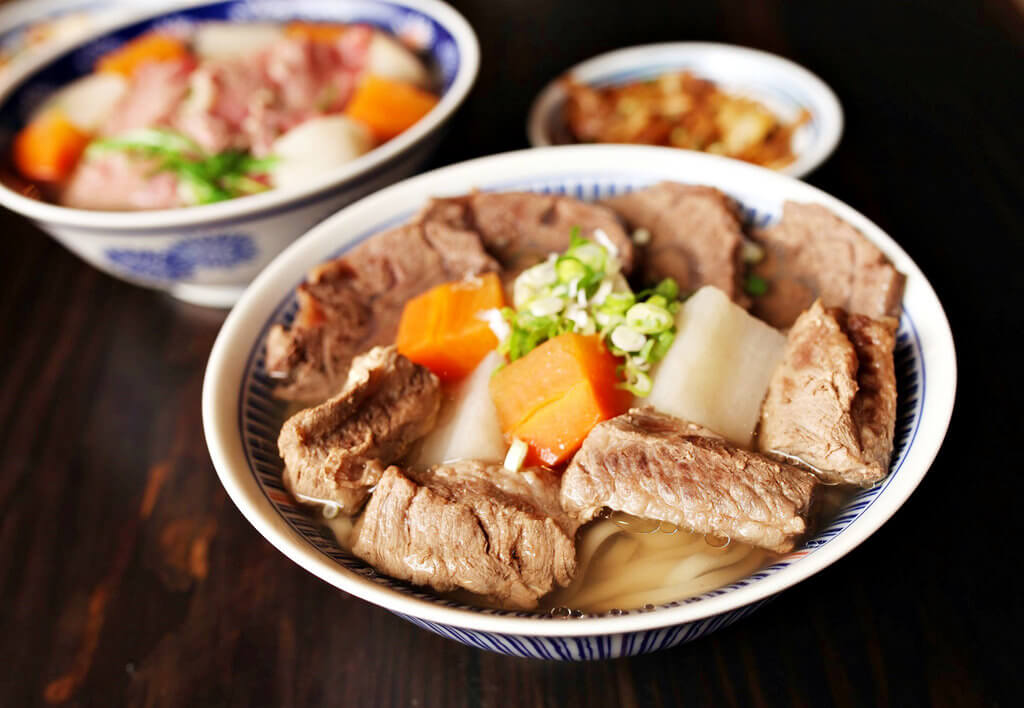 【高雄】賽門汕頭火鍋│發飆推薦秘傳霜降牛肉麵.桑尼瘦不了 【高雄】賽門汕頭火鍋│發飆推薦秘傳霜降牛肉麵.桑尼瘦不了