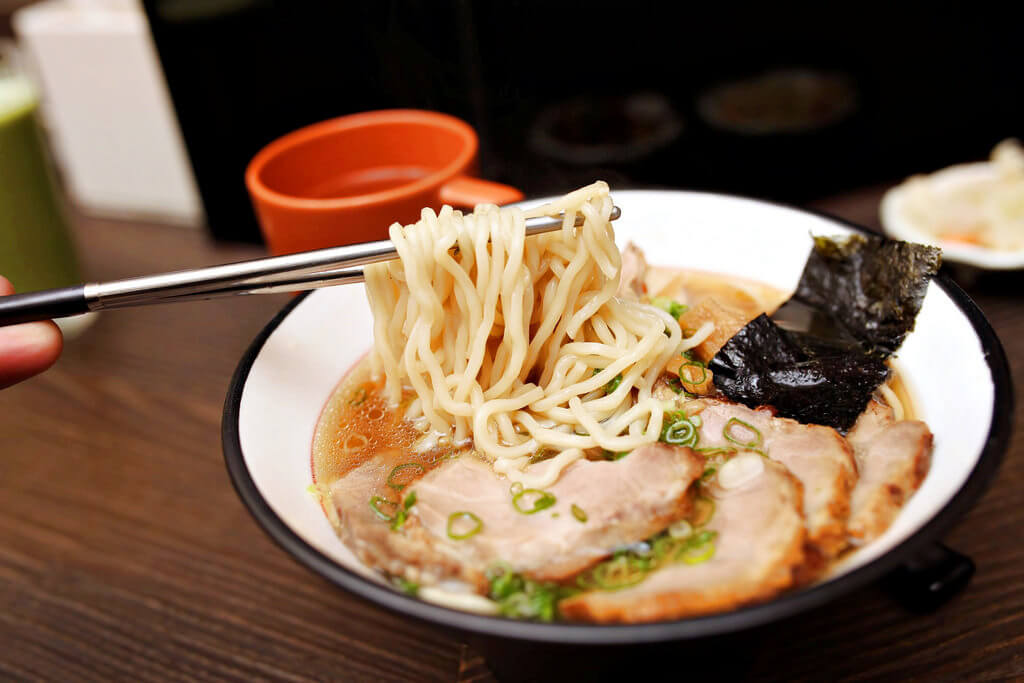 【高雄】ひろ麵屋│楠梓天王級拉麵.桑尼瘦不了 【高雄】ひろ麵屋│楠梓天王級拉麵.桑尼瘦不了