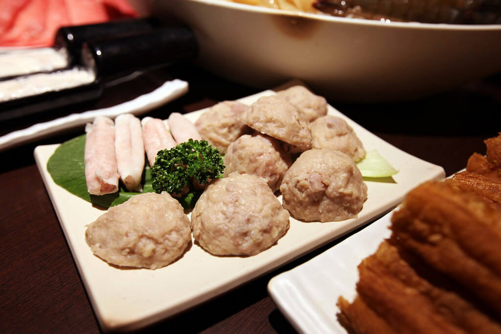 【高雄】川堂紅成都麻辣火鍋專賣店│高CP值預約制麻辣火鍋．桑尼瘦不了