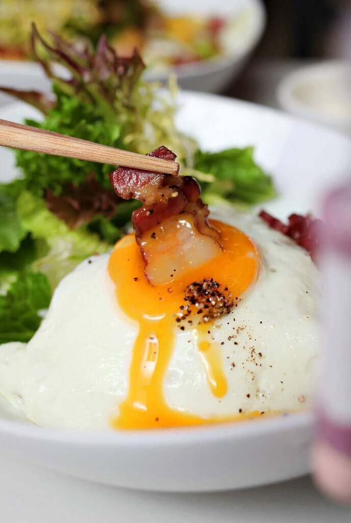 【高雄】迪波波藝食館│40年甘蔗燻肉過癮吃.桑尼瘦不了 【高雄】迪波波藝食館│40年甘蔗燻肉過癮吃.桑尼瘦不了