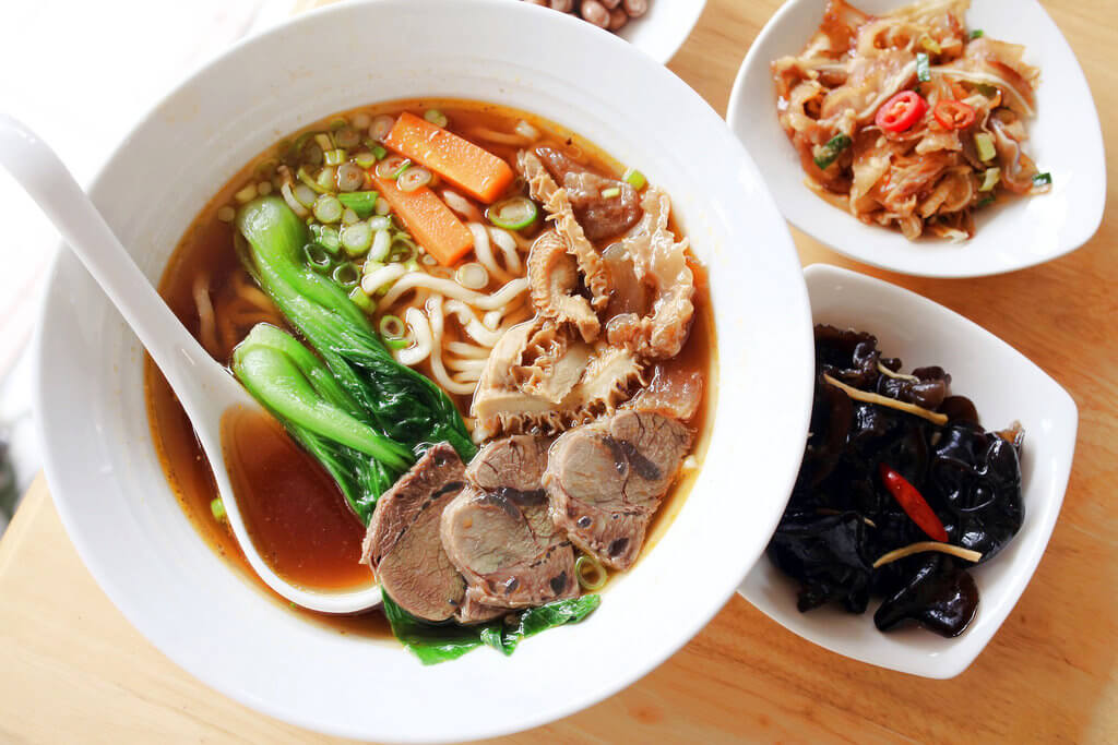 【墾丁】牛肉三│原住民手作牛肉麵.桑尼瘦不了 【墾丁】牛肉三│原住民手作牛肉麵.桑尼瘦不了