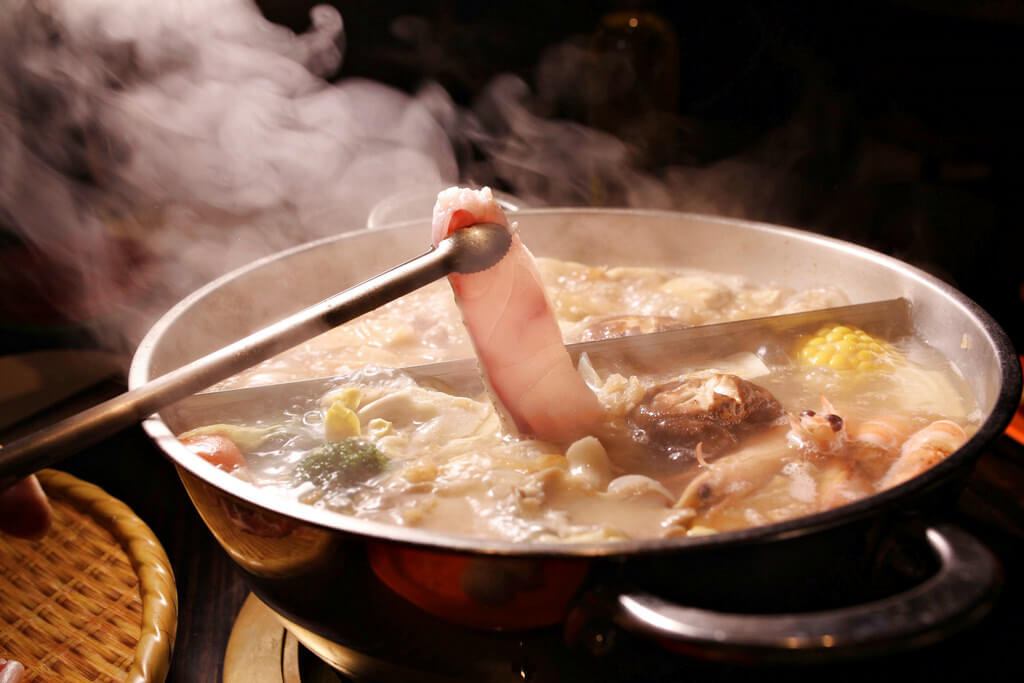 【高雄】賽門汕頭火鍋│聞香下馬、大口吃肉．桑尼瘦不了
