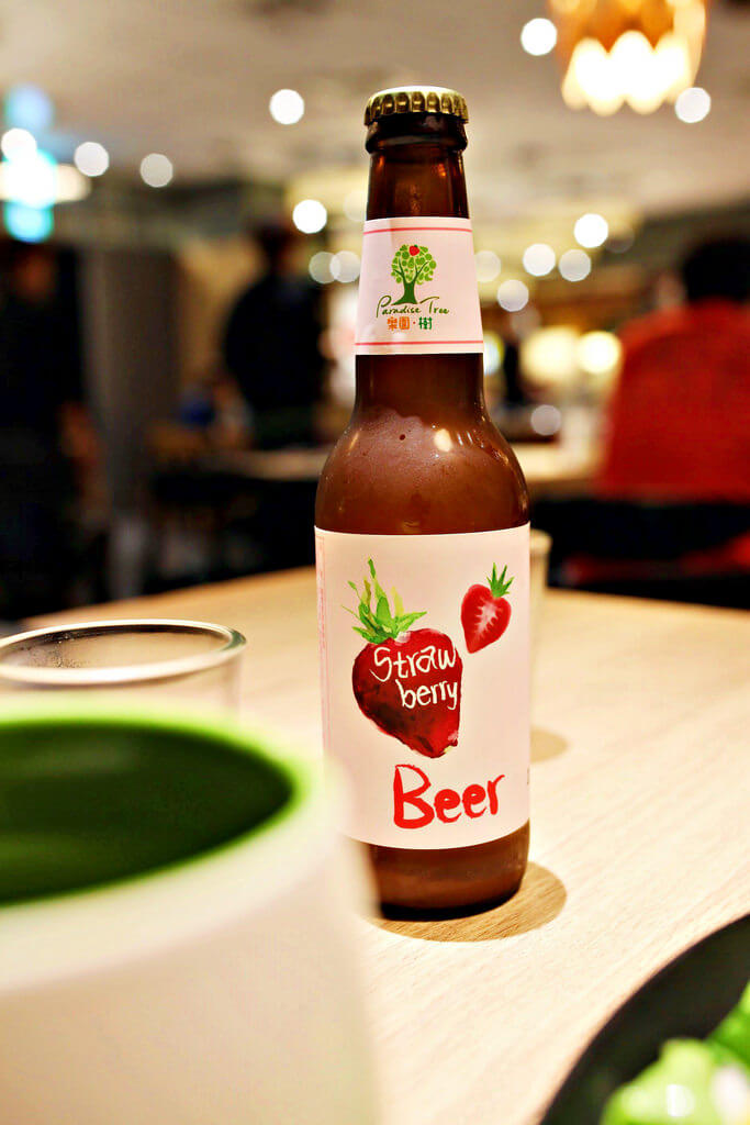 【高雄】hot 7高雄漢神巨蛋店│鐵板草莓料理│自釀草莓啤酒．桑尼瘦不了