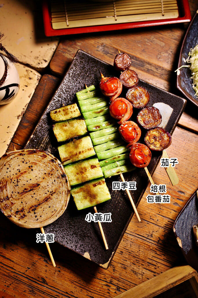 【高雄】九日串燒│黃金日式精準烤功│渡輪站旁串燒小店．桑尼瘦不了