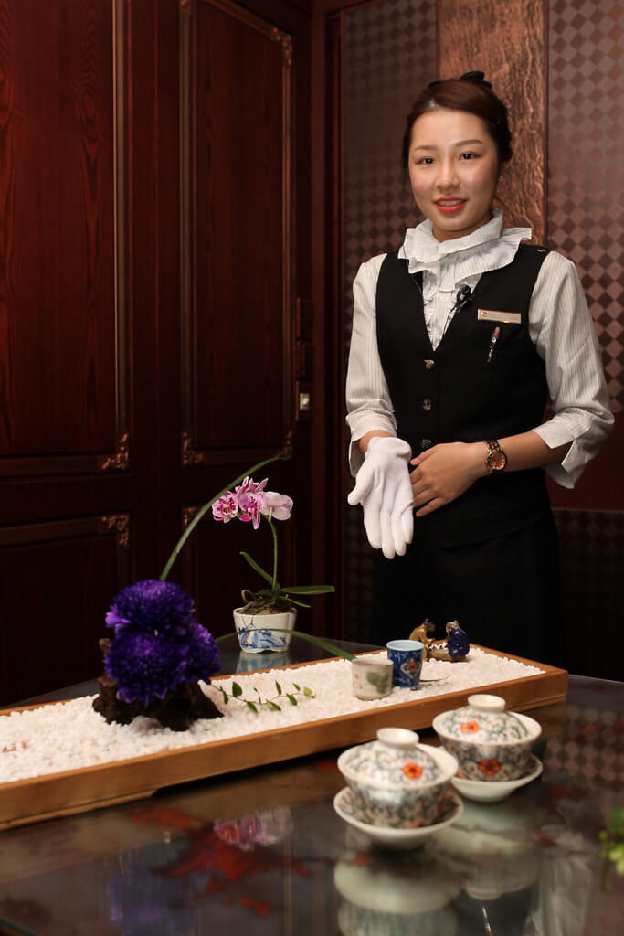 【高雄】鈺善閣│老佛爺也瘋狂的蔬食滿漢大餐│頂級素食盛宴．桑尼瘦不了