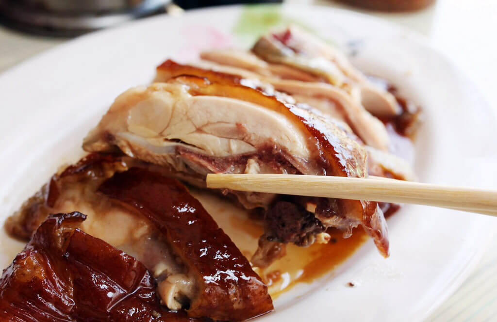 【高雄】堀江麵店│甘蔗燻雞噴香美味．桑尼瘦不了