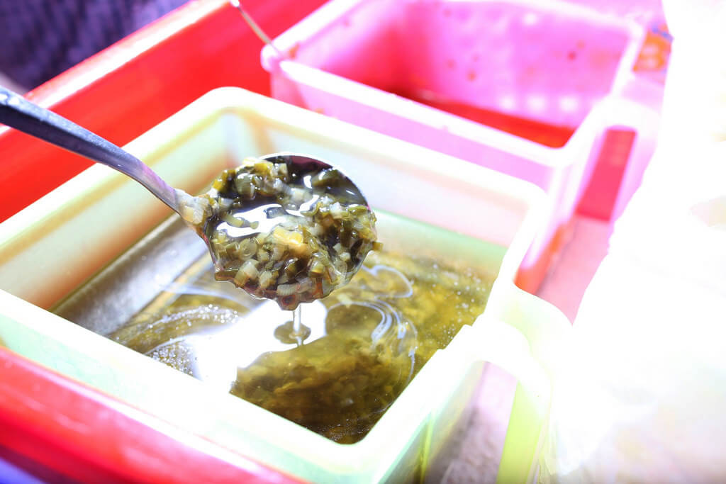 【高雄】鮮鹹堂泰式鹹水雞│四大醬汁創意鹹水雞．桑尼瘦不了