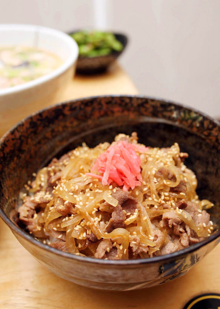 【高雄】小澤丼咖哩烏龍麵│鄰家大媽系日本料理│高CP值鮭魚頭味噌湯.桑尼瘦不了 【高雄】小澤丼咖哩烏龍麵│鄰家大媽系日本料理│高CP值鮭魚頭味噌湯.桑尼瘦不了