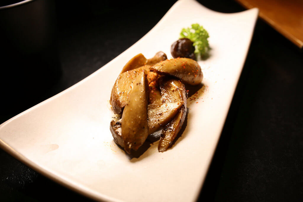 【高雄】陶板屋│爸爸過癮吃│父親節「香蒜瓦片牛肉」加量不加價.桑尼瘦不了 【高雄】陶板屋│爸爸過癮吃│父親節「香蒜瓦片牛肉」加量不加價.桑尼瘦不了