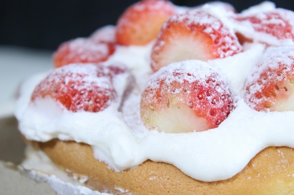 隱藏版口袋名單松山區美食草莓蛋糕推薦,沒吃過dobby手工甜品絕對會後悔