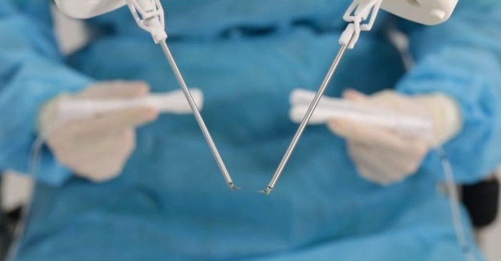 複製外科醫生的雙手  手術機器人獲食藥署核准上市-門診異象