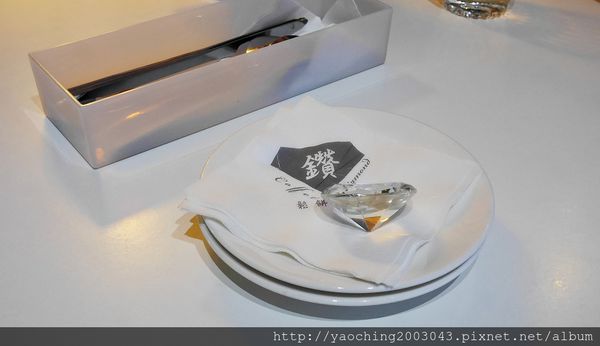 台中東區 咖啡鑽，知名鬆餅專賣店推出耶誕817套餐